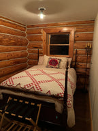 The Grove - Private Space / Shared Bathroom