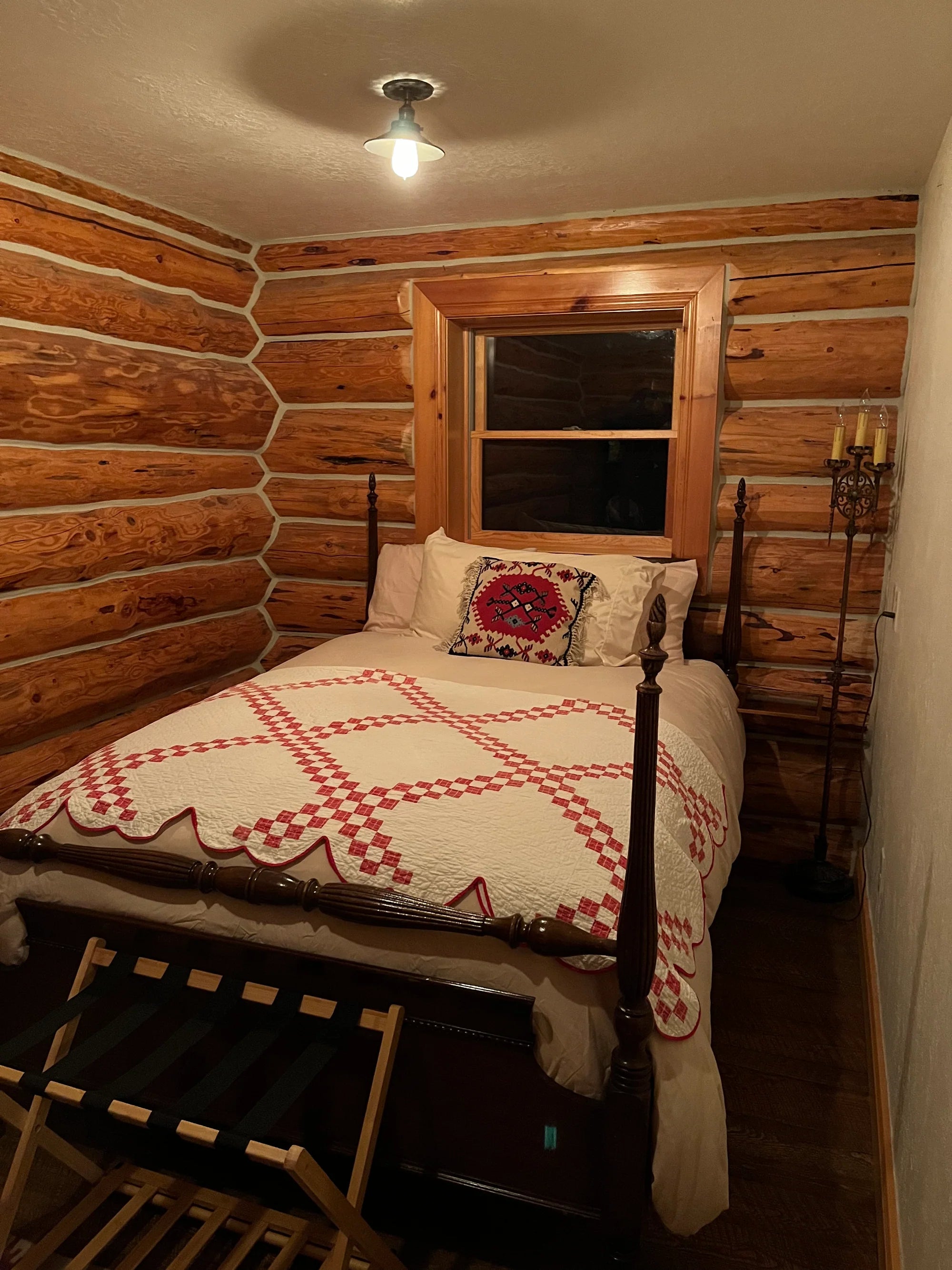The Grove - Private Space / Shared Bathroom