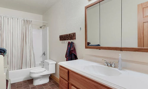 The Nest - Shared Space / Shared Bathroom